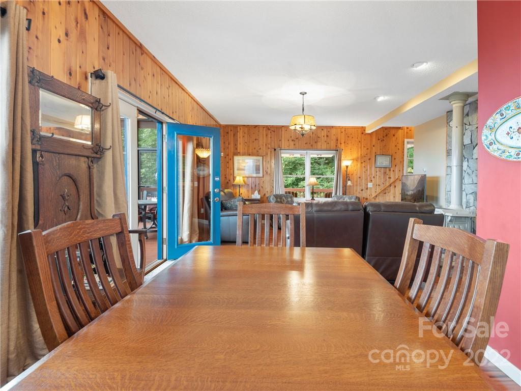 3777 Parris Branch Road Sylva, NC 28779 - Photo 8 of 37 Gallery Image 8