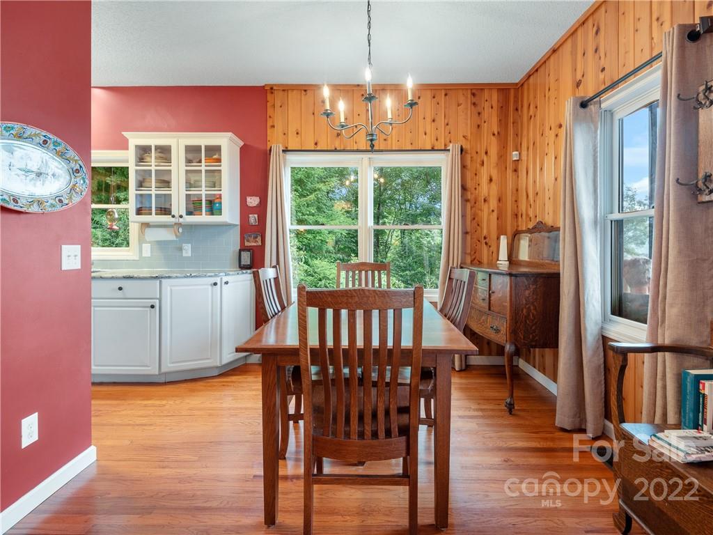 3777 Parris Branch Road Sylva, NC 28779 - Photo 9 of 37 Gallery Image 9