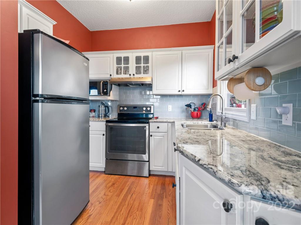 3777 Parris Branch Road Sylva, NC 28779 - Photo 10 of 37 Gallery Image 10