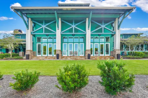 $924,500 | 306 Castaway Drive, Bluffton, SC 29910