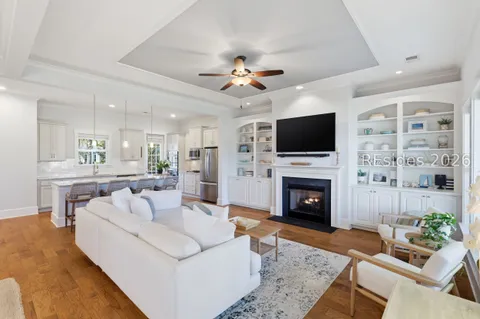 $924,500 | 306 Castaway Drive, Bluffton, SC 29910