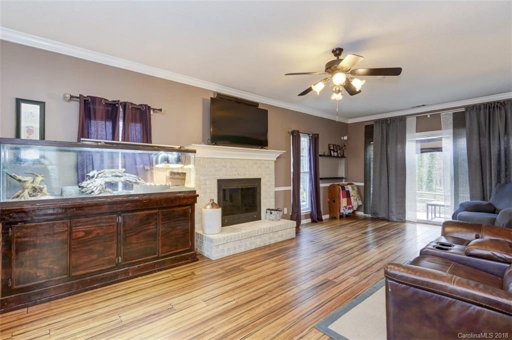 1519 Running Brook Road Charlotte, NC 28214 - Photo 2 of 16 Gallery Image 2