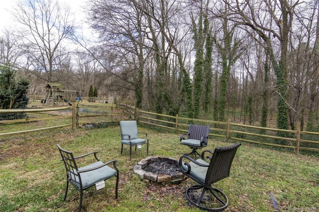 1519 Running Brook Road Charlotte, NC 28214 - Photo 15 of 16 Gallery Image 15