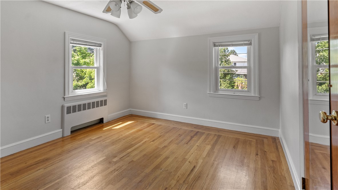 29 Cormier Road Lincoln, RI 02865 - Photo 27 of 33