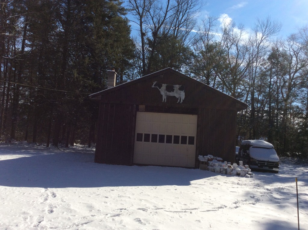 130 Sackett Road Westfield, MA 01085 - Photo 3 of 22 Gallery Image 3