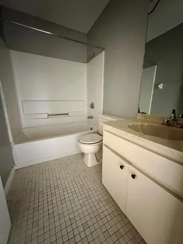 $1,500 | 3103 Riverside Drive, Unit B, Punta Gorda, FL 33950