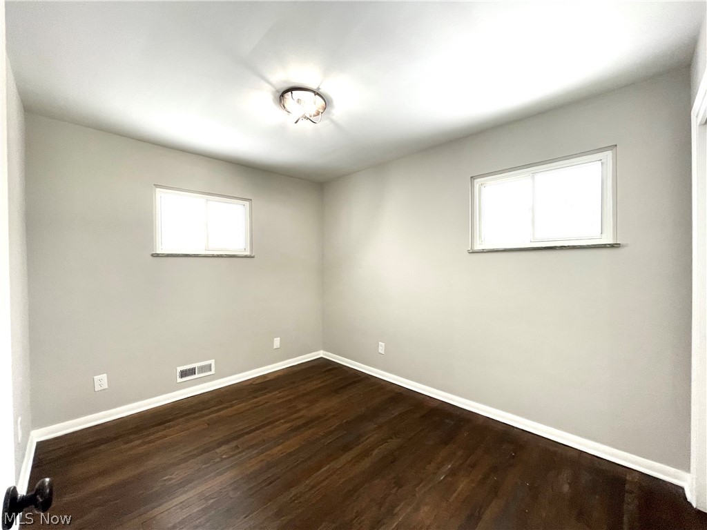 6093 Stanbury Road Parma, OH 44129 - Photo 21 of 33 Gallery Image 21