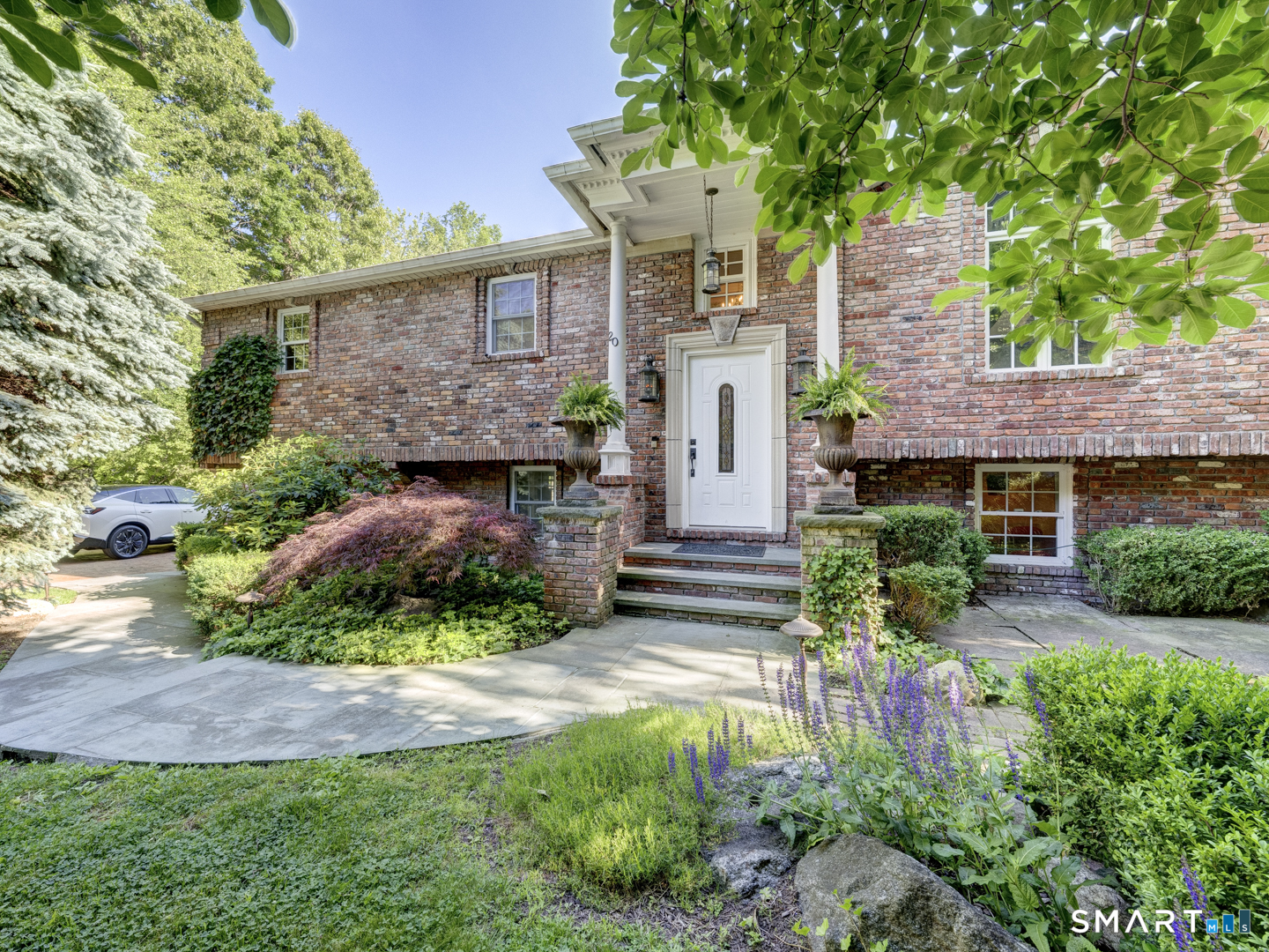 20 Hampton Trail Wallingford, CT 06492 - Photo 8 of 39