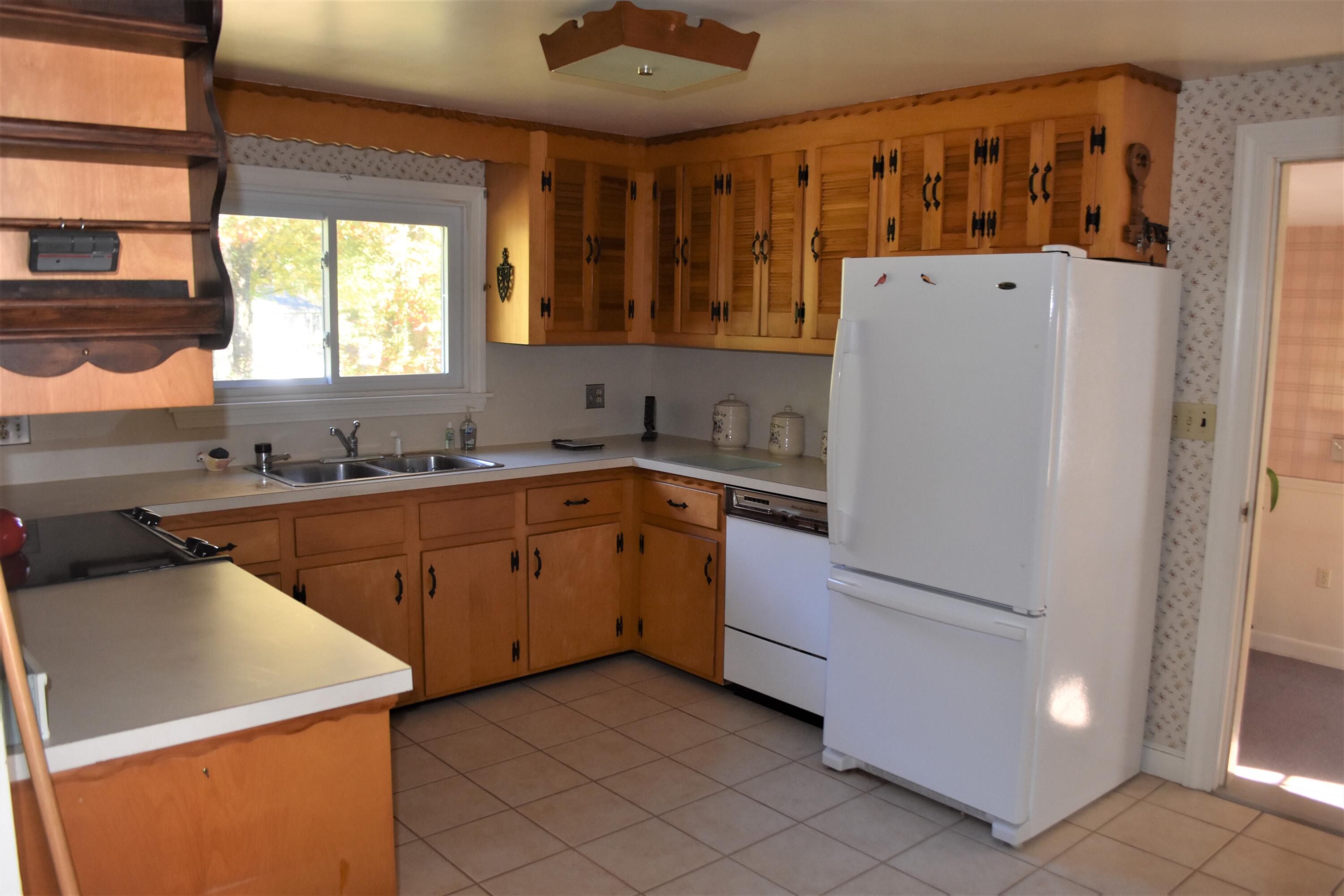 1 Pine View Road Westbrook, ME 04092 - Photo 12 of 36 DSC_0325