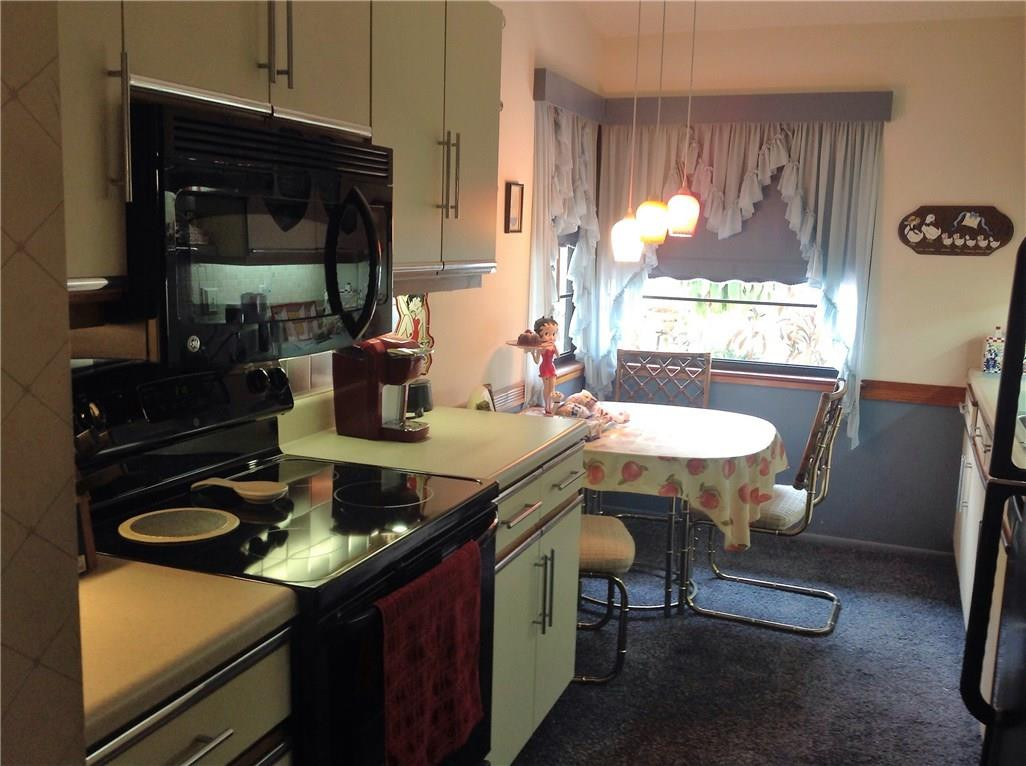 23296 Southwest 58th Avenue, Unit B Boca Raton, FL 33428 - Photo 6 of 22 Photo 6