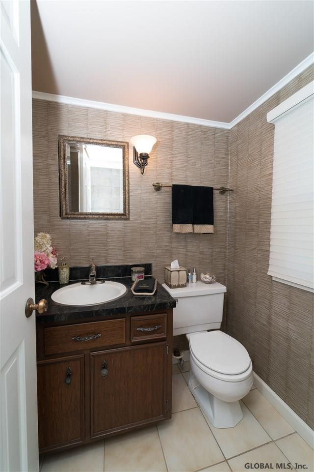14 Huntersfield Road Bethlehem, NY 12054 - Photo 13 of 25 Photo 13