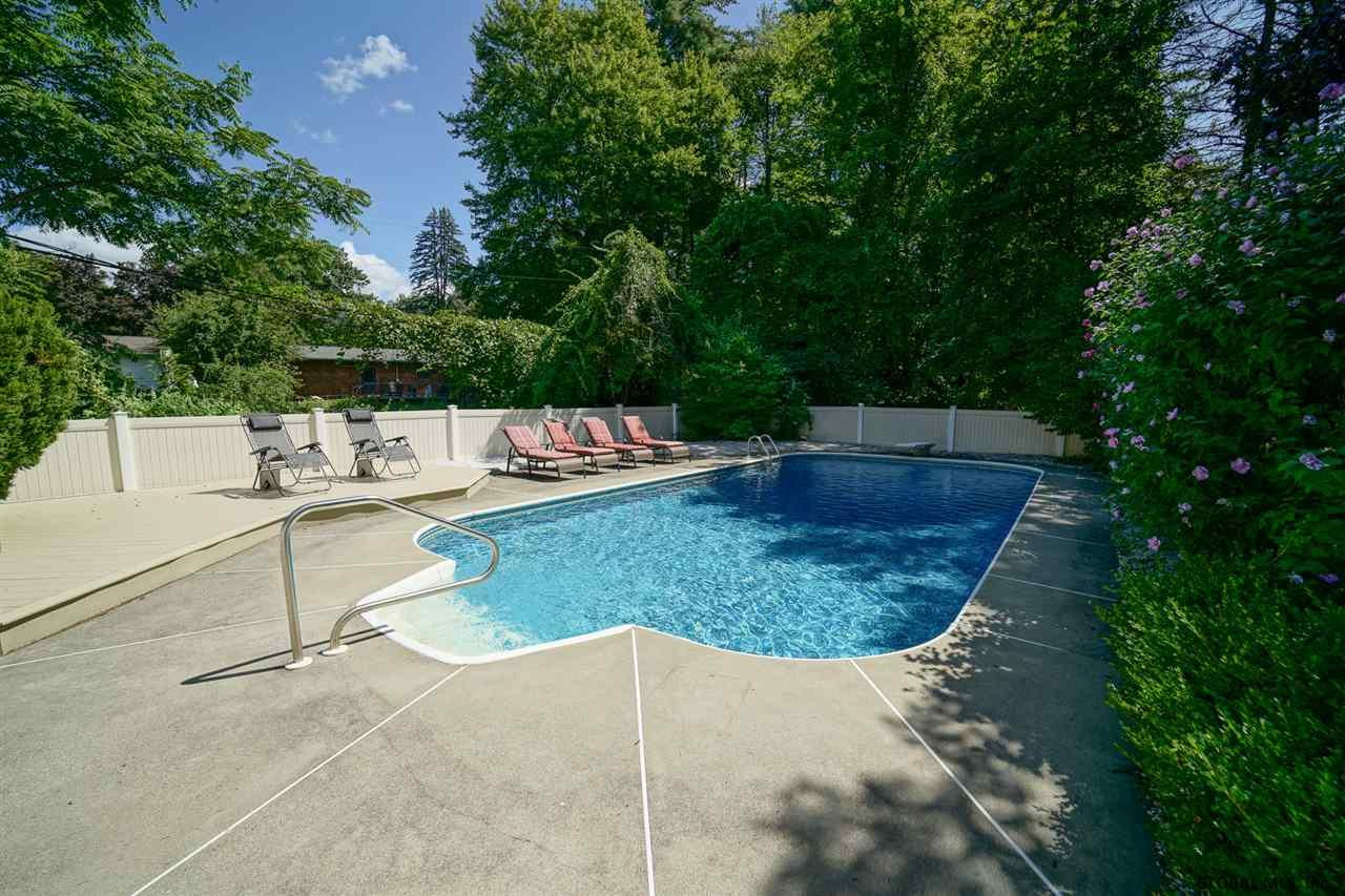 14 Huntersfield Road Bethlehem, NY 12054 - Photo 24 of 25 Photo 24