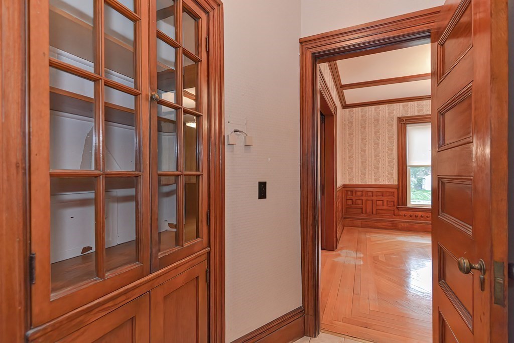 11 Grove Street Wakefield, MA 01880 - Photo 16 of 38