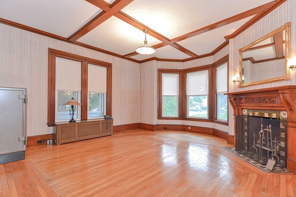 11 Grove Street Wakefield, MA 01880 - Photo 2 of 38