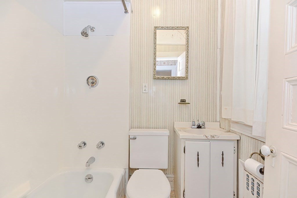 11 Grove Street Wakefield, MA 01880 - Photo 21 of 38