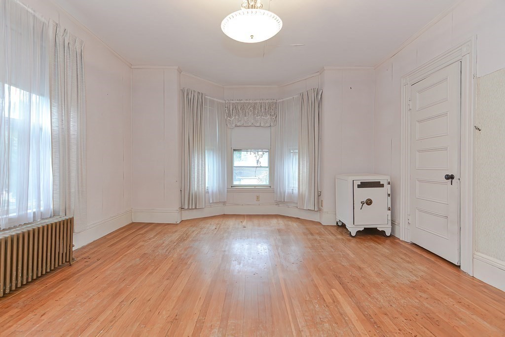 11 Grove Street Wakefield, MA 01880 - Photo 22 of 38