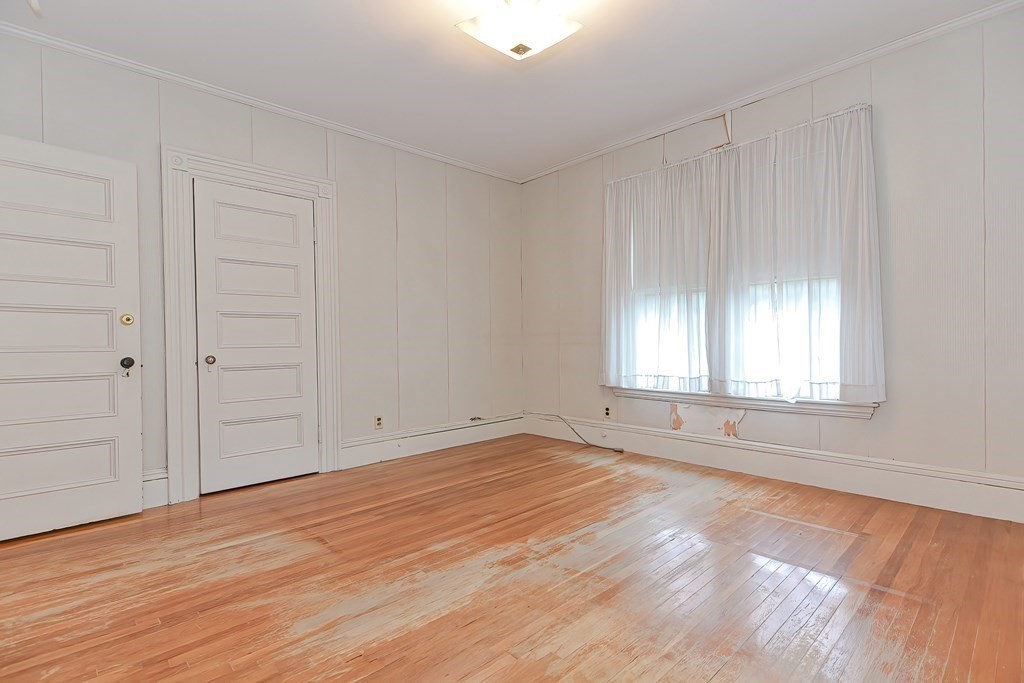 11 Grove Street Wakefield, MA 01880 - Photo 26 of 38