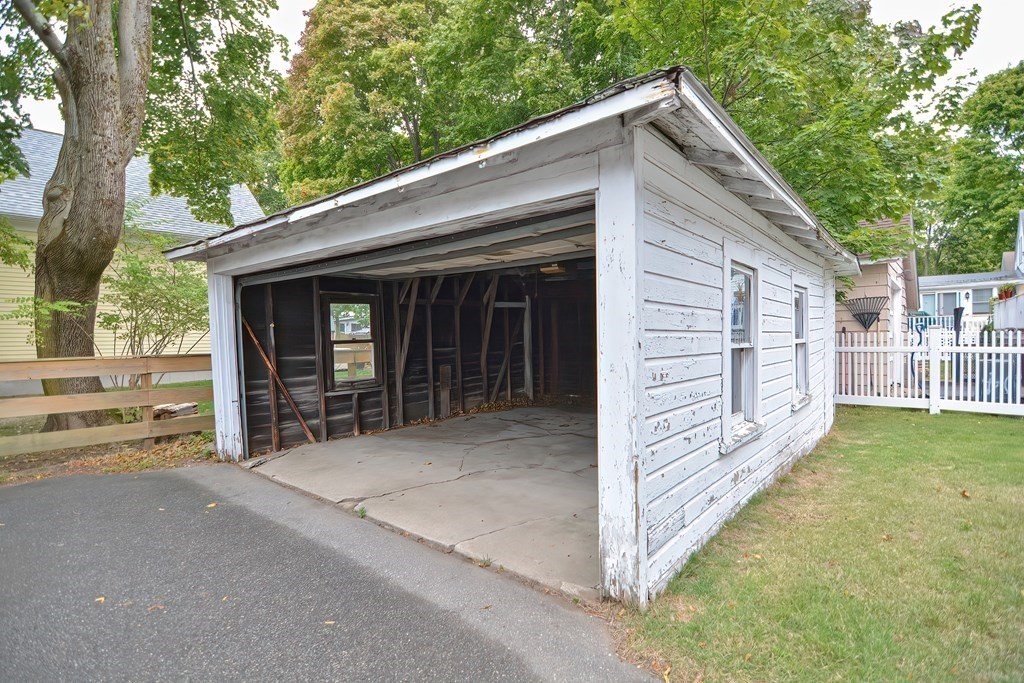 11 Grove Street Wakefield, MA 01880 - Photo 37 of 38