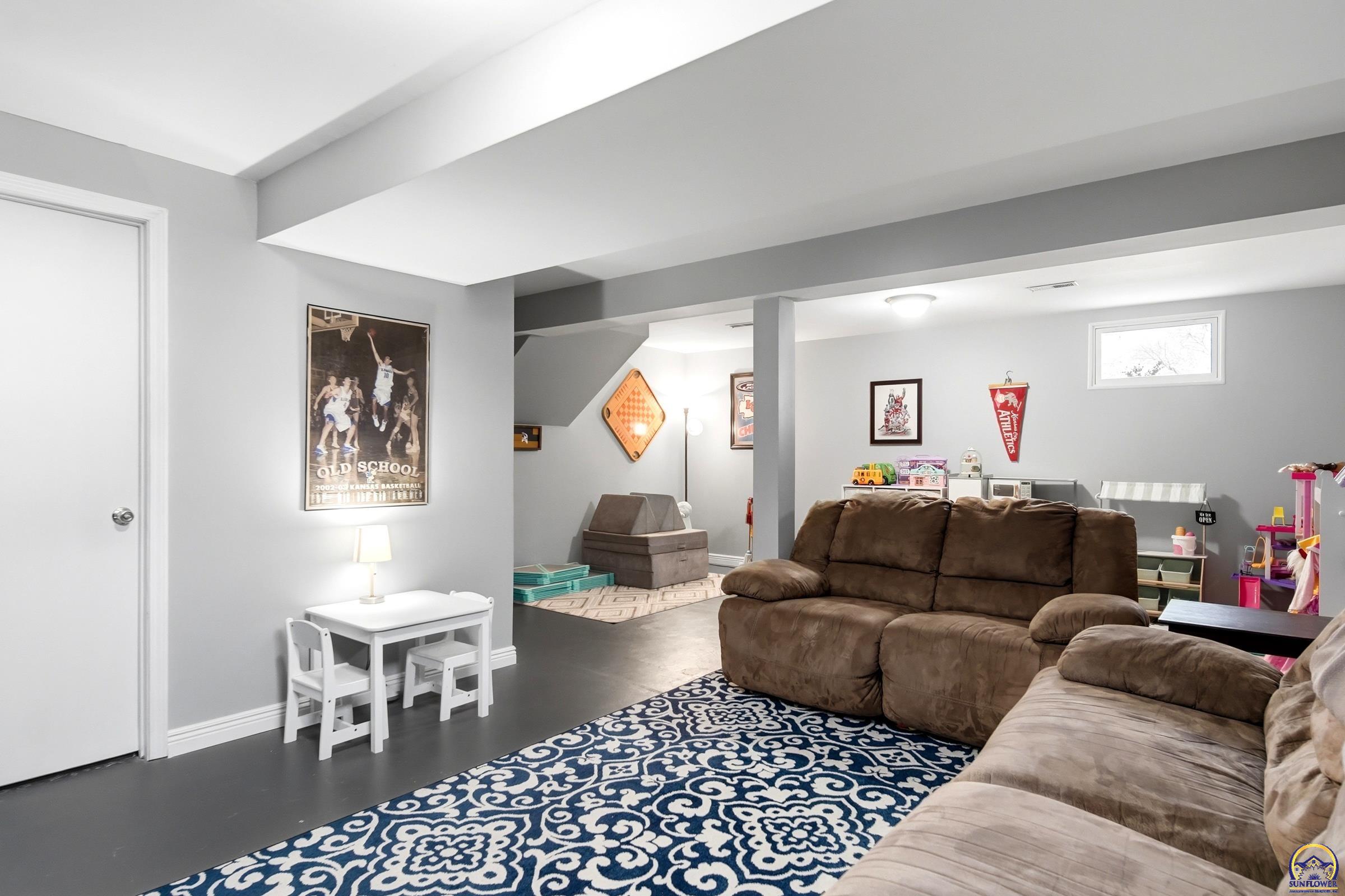 4936 Northwest Brickyard Road Topeka, KS 66618 - Photo 19 of 30