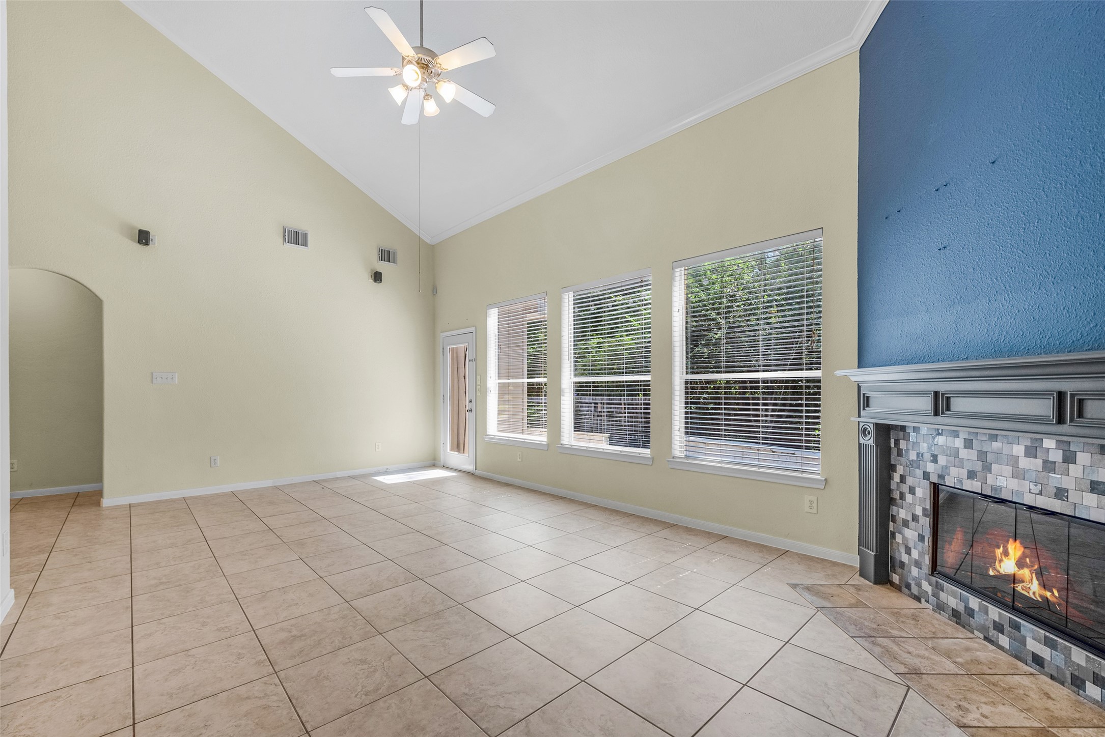 7 Ebony Oaks Place Spring, TX 77382 - Photo 14 of 37