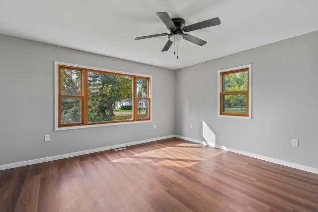 $299,900 | W9526 Clinton Street, Darien, WI 53114