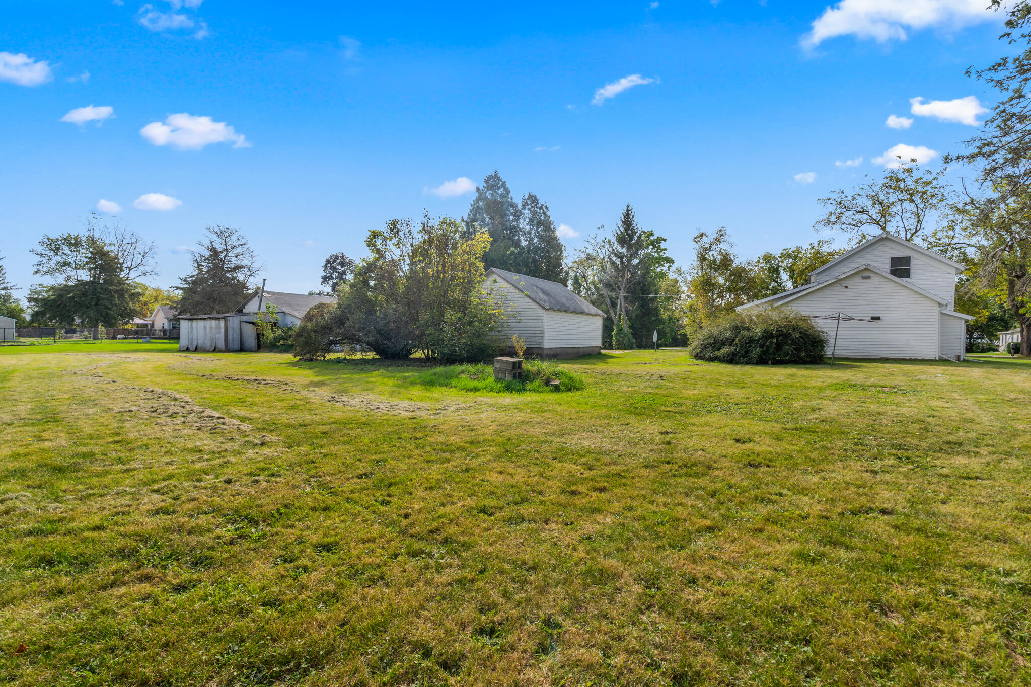 W9526 Clinton Street Darien, WI 53114 - Photo 24 of 27 Backyard