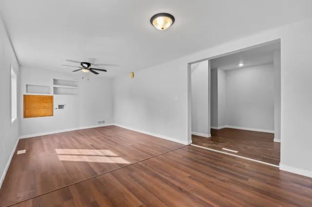 $299,900 | W9526 Clinton Street, Darien, WI 53114