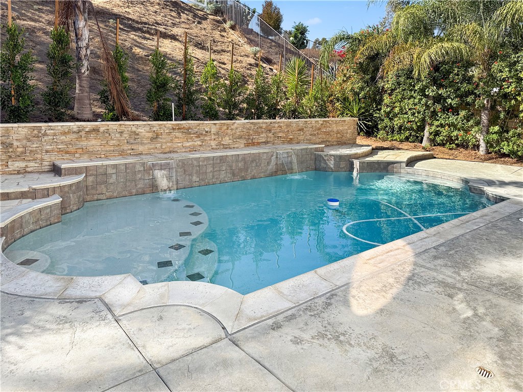16955 Lake Knoll Parkway Riverside, CA 92503 - Photo 42 of 42 a view of a backyard