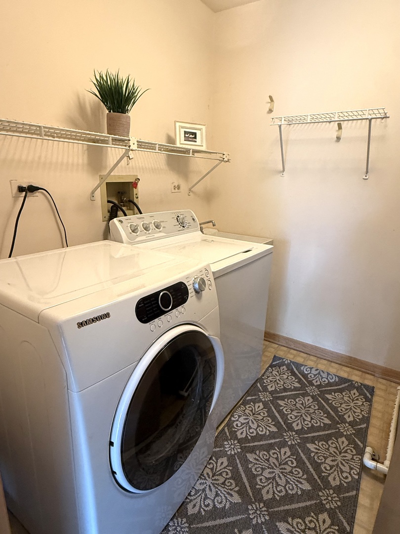 9513 Washington Road Morton Grove, IL 60053 - Photo 12 of 15