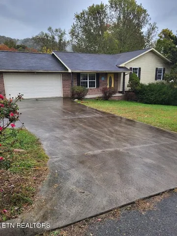 $315,000 | 181 Christina Circle, Maynardville, TN 37807