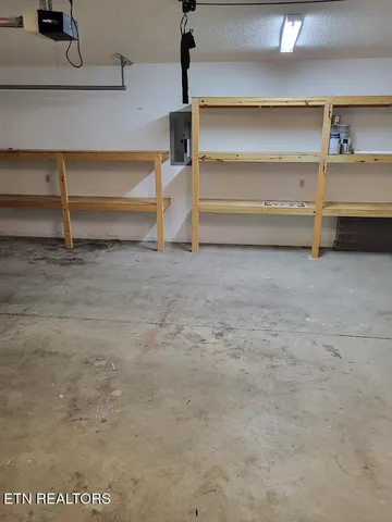 $304,900 | 181 Christina Circle, Maynardville, TN 37807