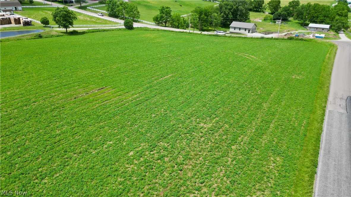 Peabody Kent Road Dundee, OH 44624 - Photo 5 of 26