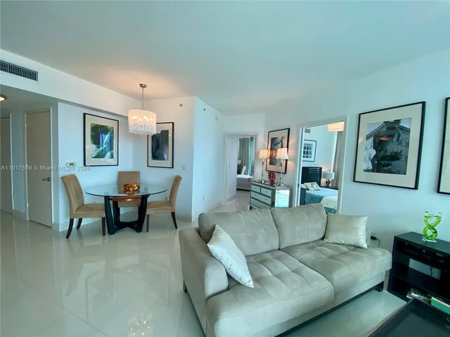 $3,650 | 350 South Miami Avenue, Unit 3813, Miami, FL 33130