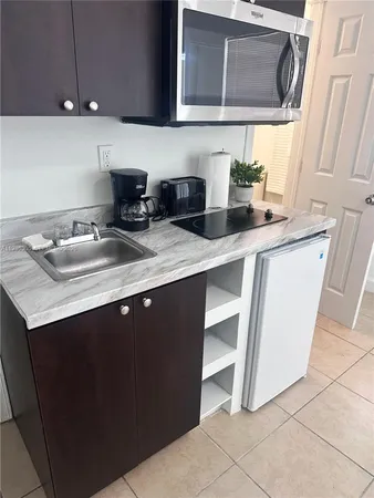 $1,299 | 1265 Southwest 6th Street, Unit 12, Miami, FL 33135