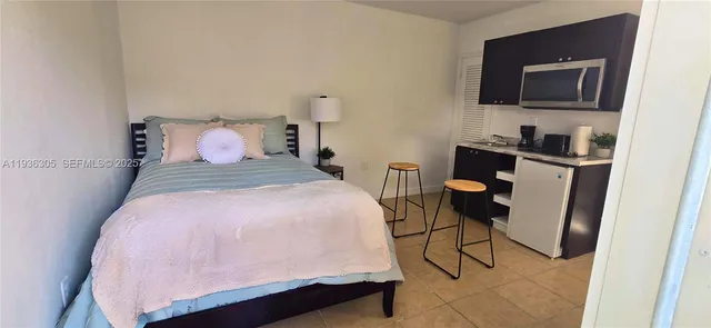 $1,500 | 1265 Southwest 6th Street, Unit 12, Miami, FL 33135