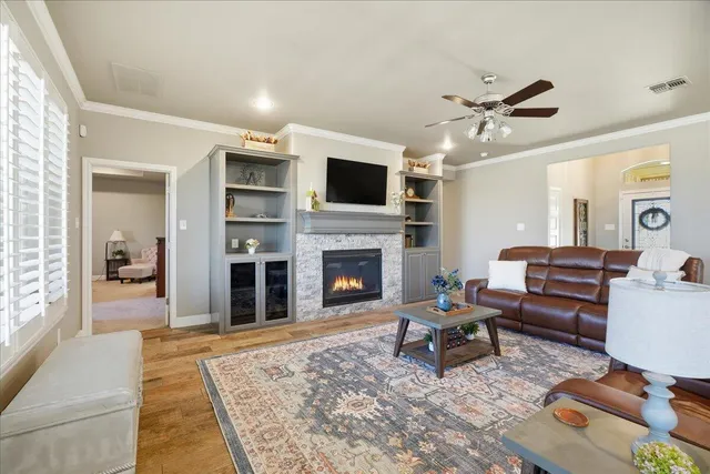 $370,000 | 205 Hutcheson Avenue, Wolfforth, TX 79382