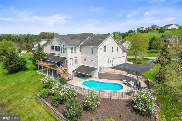 $679,000 | 40 Fawn Hill Road, Hanover, PA 17331