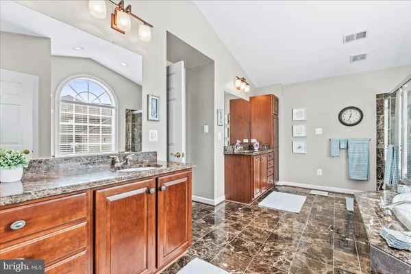 $679,000 | 40 Fawn Hill Road, Hanover, PA 17331