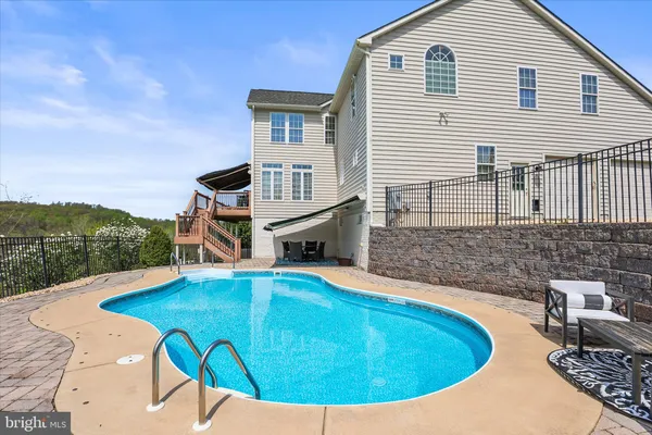 $679,000 | 40 Fawn Hill Road, Hanover, PA 17331