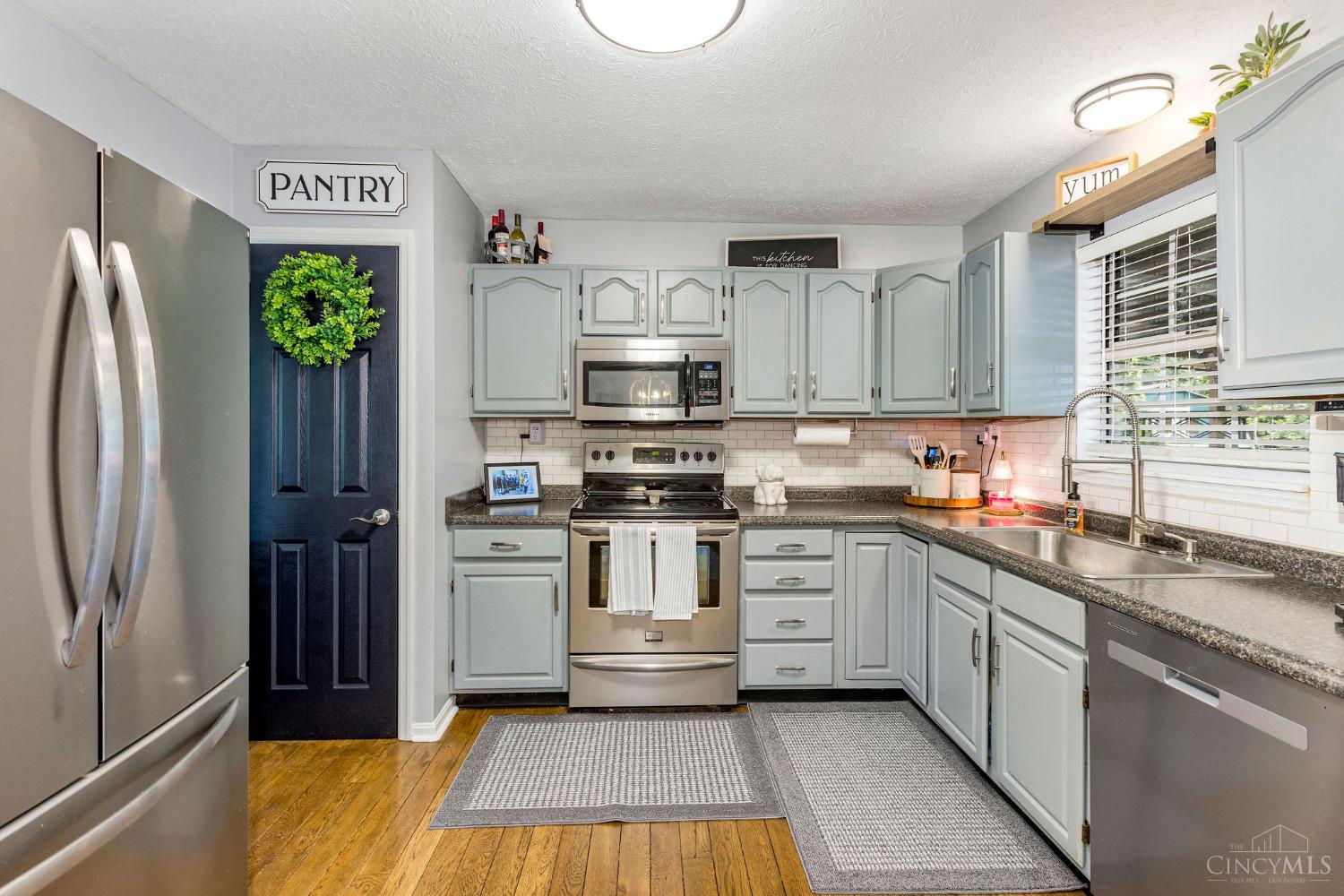 4577 Fisher Road Franklin, OH 45005 - Photo 16 of 46