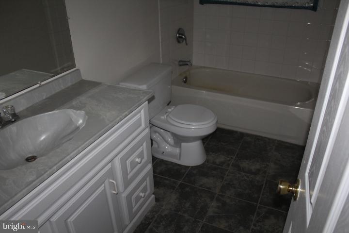 111 Pageant Lane Willingboro, NJ 08046 - Photo 14 of 42