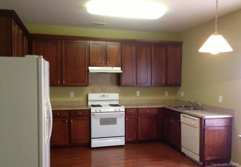 8504 Old Potters Road Charlotte, NC 28269 - Photo 9 of 18