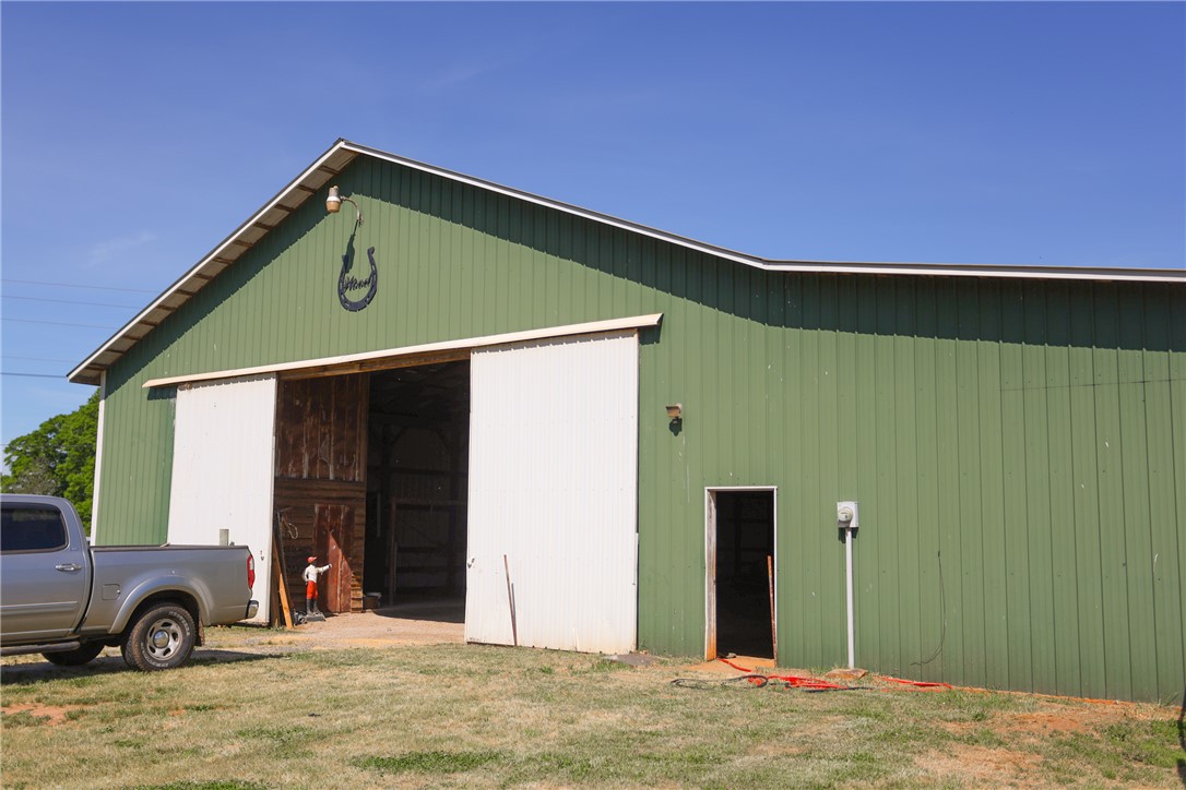 910 Highway 182 Fair Play, SC 29643 - Photo 13 of 41