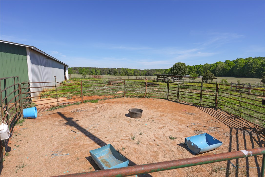 910 Highway 182 Fair Play, SC 29643 - Photo 19 of 41