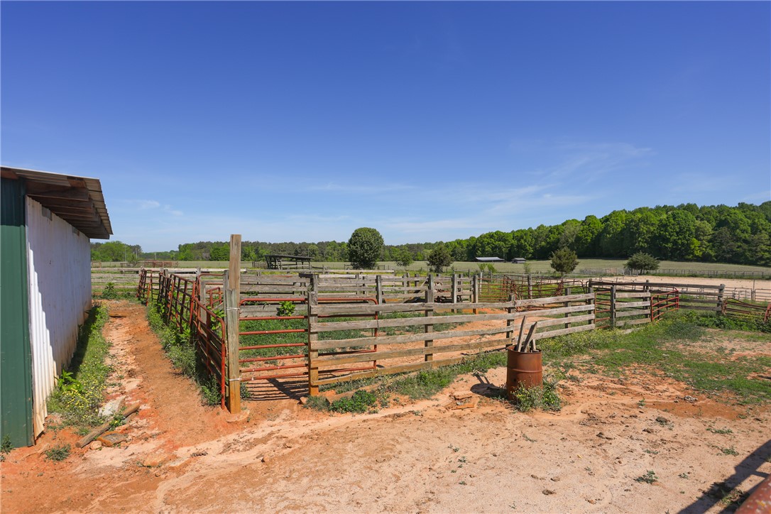 910 Highway 182 Fair Play, SC 29643 - Photo 22 of 41