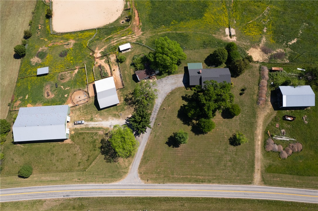 910 Highway 182 Fair Play, SC 29643 - Photo 4 of 41