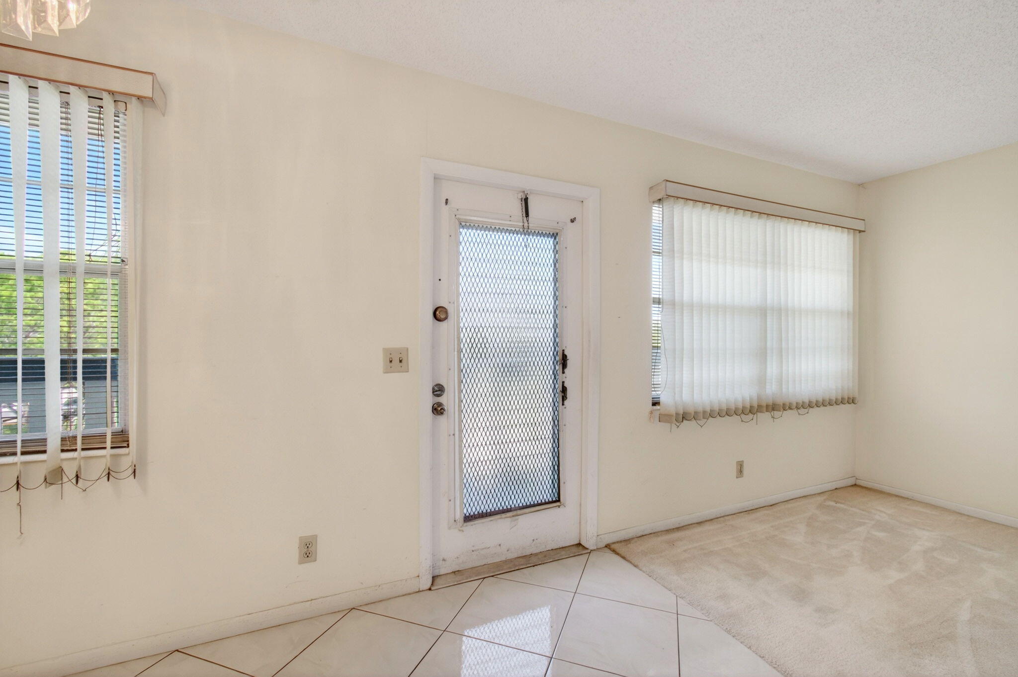 3044 Lincoln A Boca Raton, FL 33434 - Photo 13 of 100 14-web-or-mls-DSC_3379