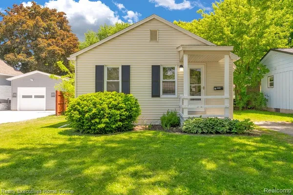 $79,900 | 2720 Walnut Street, Port Huron, MI 48060