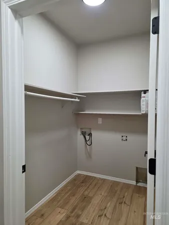 $329,900 | 929 22nd Avenue East, Jerome, ID 83338