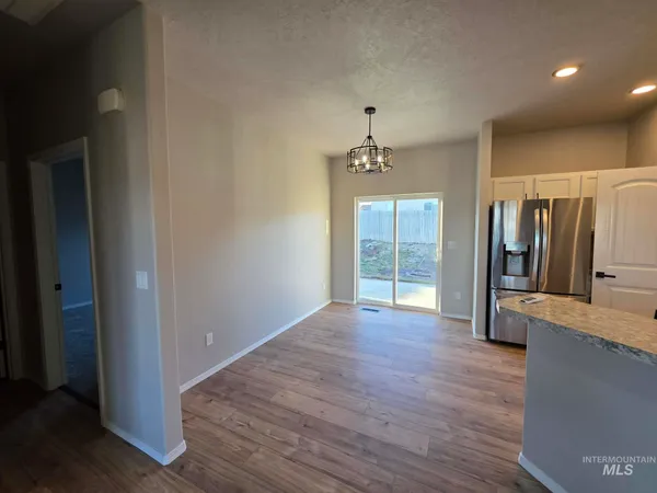 $329,900 | 929 22nd Avenue East, Jerome, ID 83338